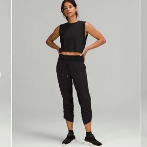 Lululemon Dance Studio Mid-Rise Crop 25"